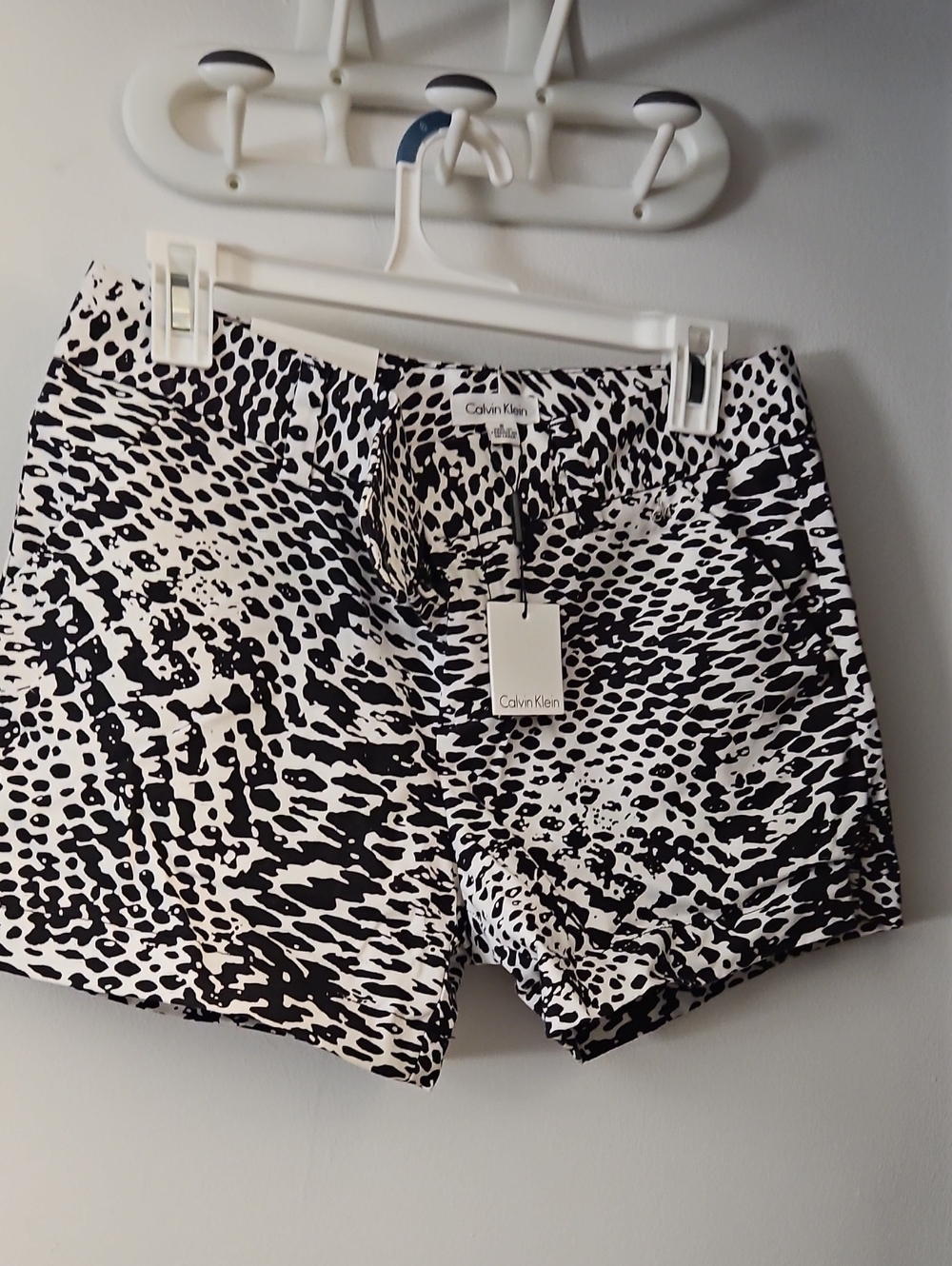 Calvin Klein Black & White Printed Women’s Shorts